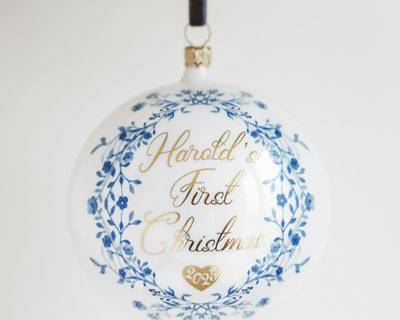 Min första Jul, julkula i porslinsdesign